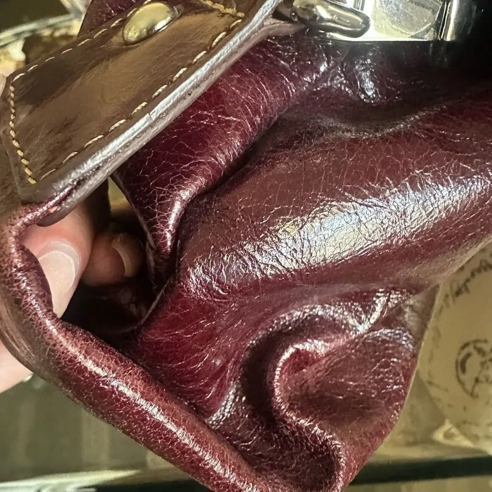 Barr and Barr Elegant Wine Brown Leather Shoulder and crossbody Bag